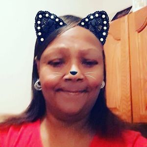 Meet your Posher, Latoya